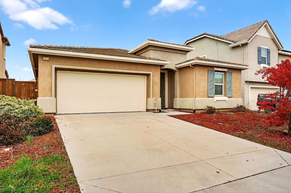 9659 Cabernet Ct, Patterson, CA 95363 - photo 1