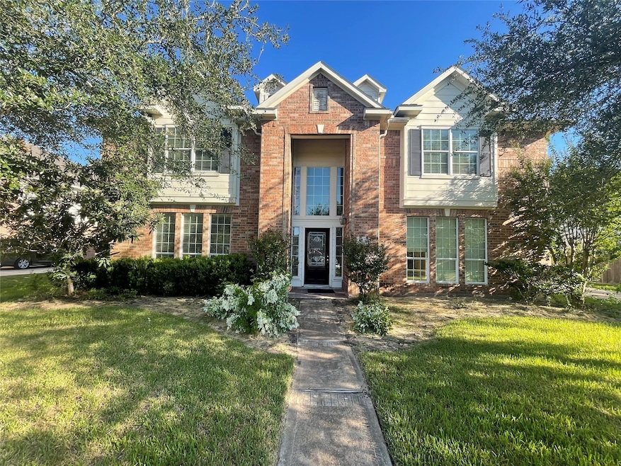 1907 Rustic Oak Ln, Richmond, TX 77469 - photo 1