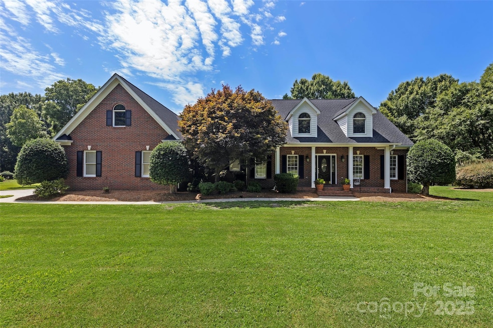 Pending $675,000