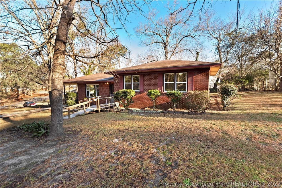 7558 Carrollburg Dr, Fayetteville, NC 28303 - photo 1