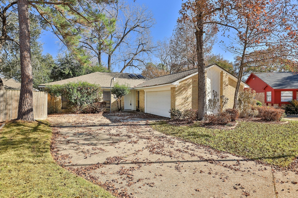 7315 Foxside Ln, Humble, TX 77338 - photo 1