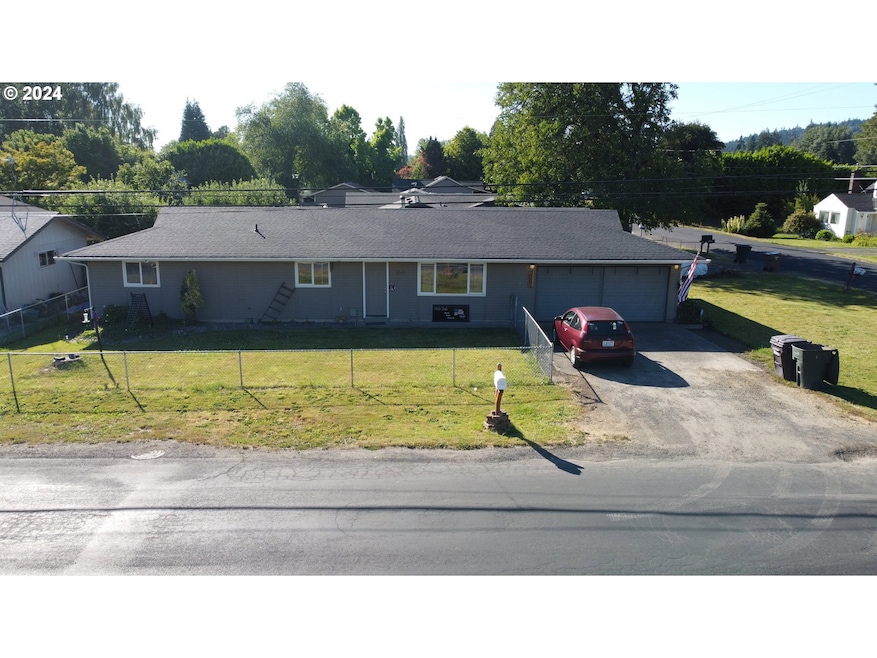 2661 32nd Ave, Longview, WA 98632 - photo 1
