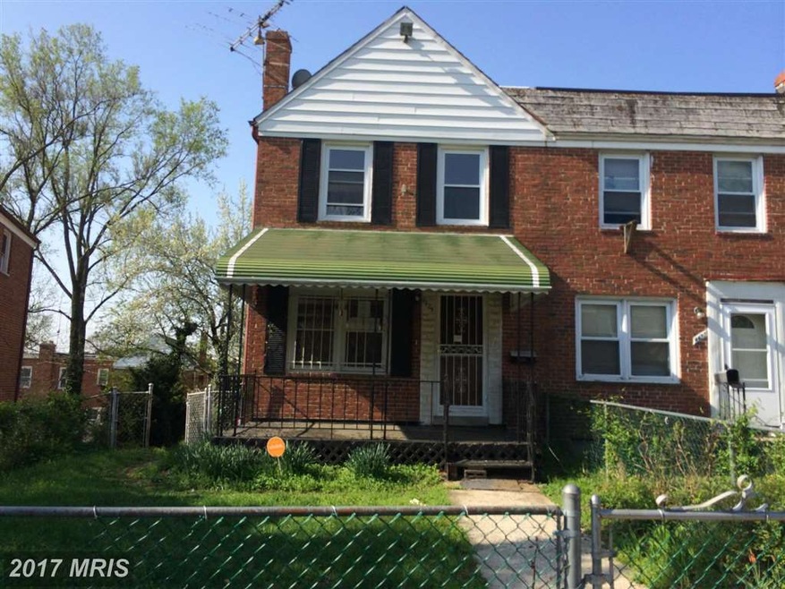 4425 Eldone Rd, Baltimore, MD 21229 - photo 1