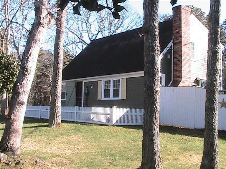 14 Matthew St, South Dennis, MA 02660 - photo 1