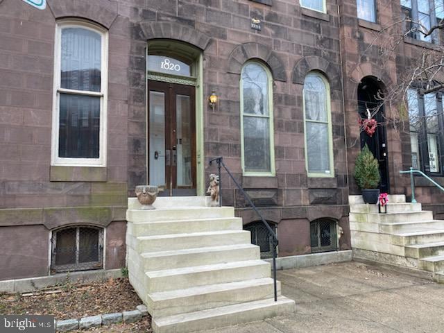 1820 Bolton St, Baltimore, MD 21217 - photo 1