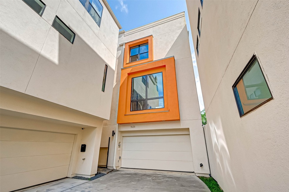 1626 Vermont St, Houston, TX 77006 - photo 1
