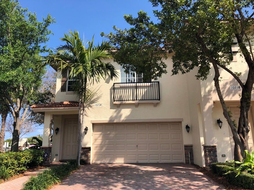 1023 Ventnor