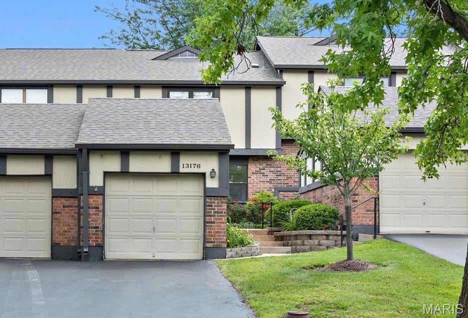13176 Royal Pines Dr unit 2, Saint Louis, MO 63146 - photo 1