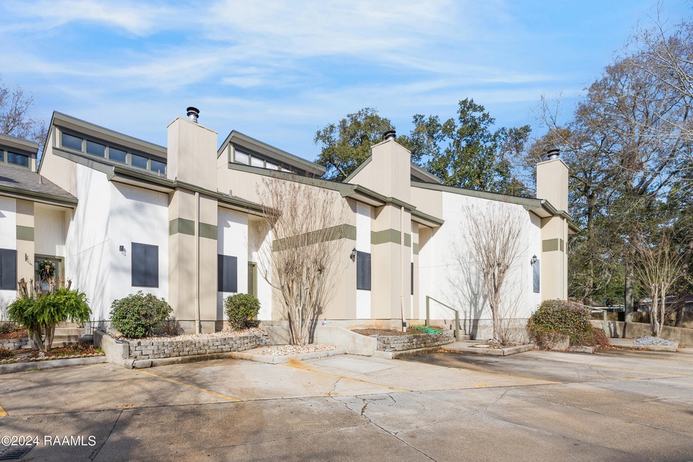 3500 E Simcoe Unit 32-1