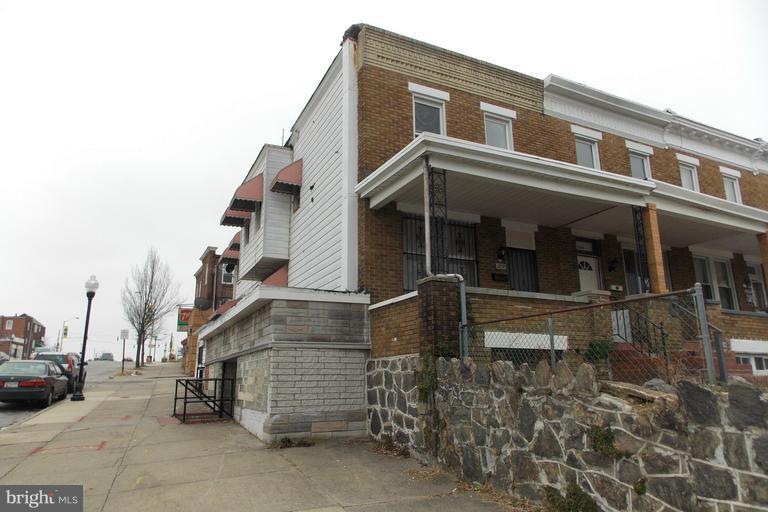 2891 Pelham Ave unit 1, Baltimore, MD 21213 - photo 1