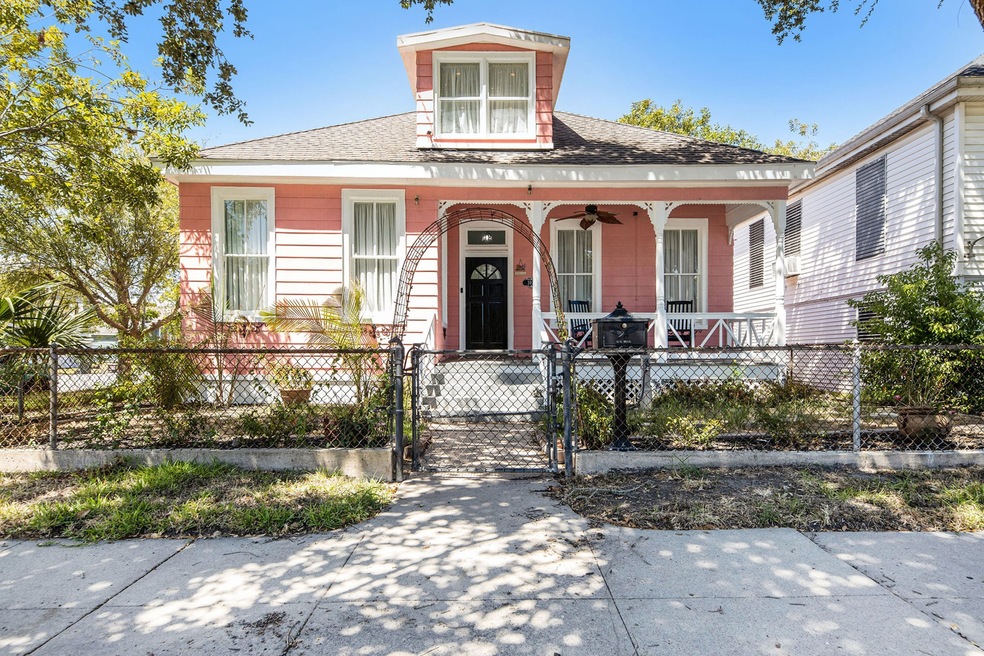 3928 Avenue O, Galveston, TX 77550 MLS 44210243