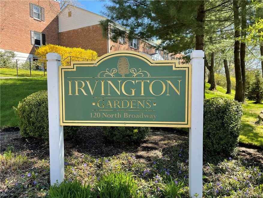 120 N Broadway unit 17D, Irvington, NY 10533 - photo 1