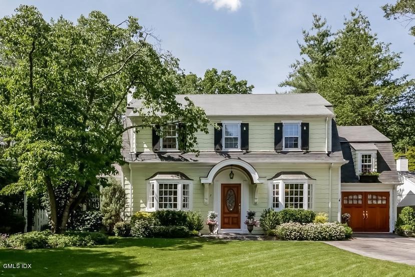 001-Front_View-1063459-mls