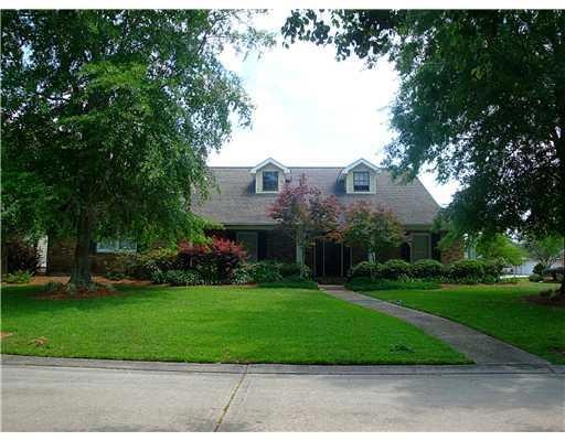 10 Belle Grove Dr, Destrehan, LA 70047 - photo 1