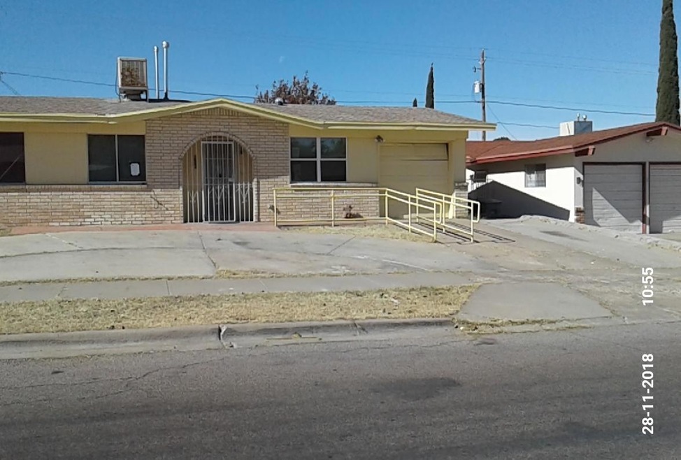 2305 Escarpa Dr, El Paso, TX 79935 - photo 1