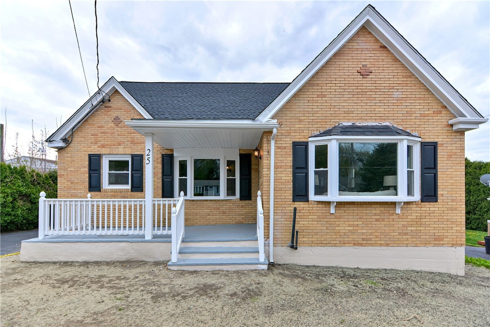 25 John Duggan Rd, Tiverton, RI 02878 - photo 1