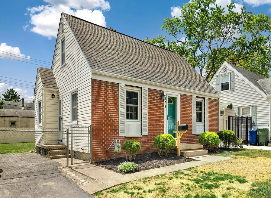 579 Northridge Rd, Columbus, OH 43214 - photo 1