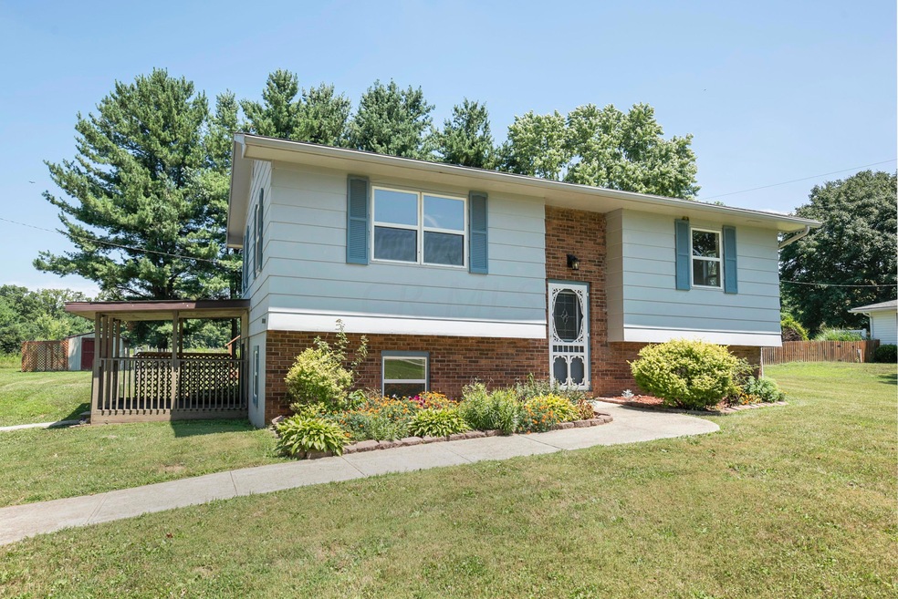 6828 Old Tarlton Pike, Circleville, OH 43113 - photo 1