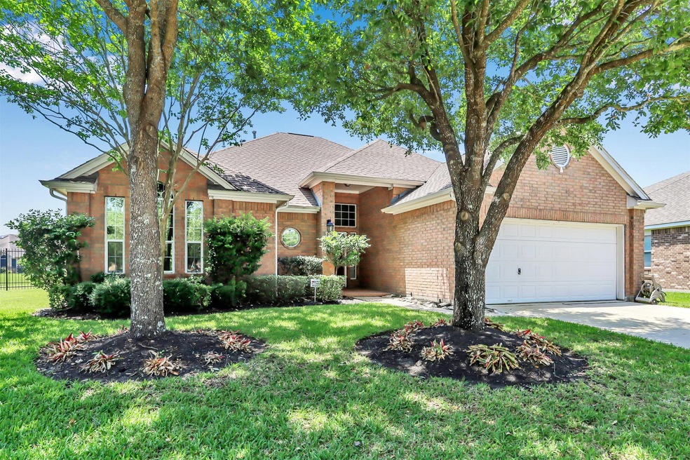 30203 Vinebriar Dr, Spring, TX 77386 - photo 1