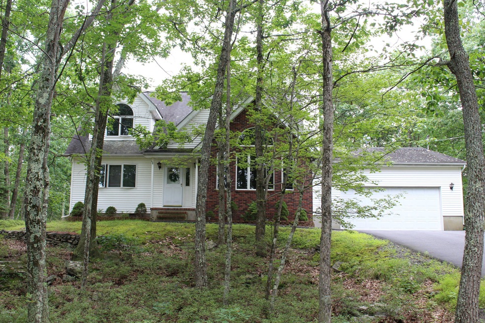 219 Maple Ridge Dr, Hawley, PA 18428 - photo 1