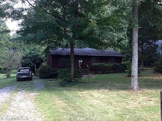 1765 Pine Grove Dr, Asheboro, NC 27205 - photo 1