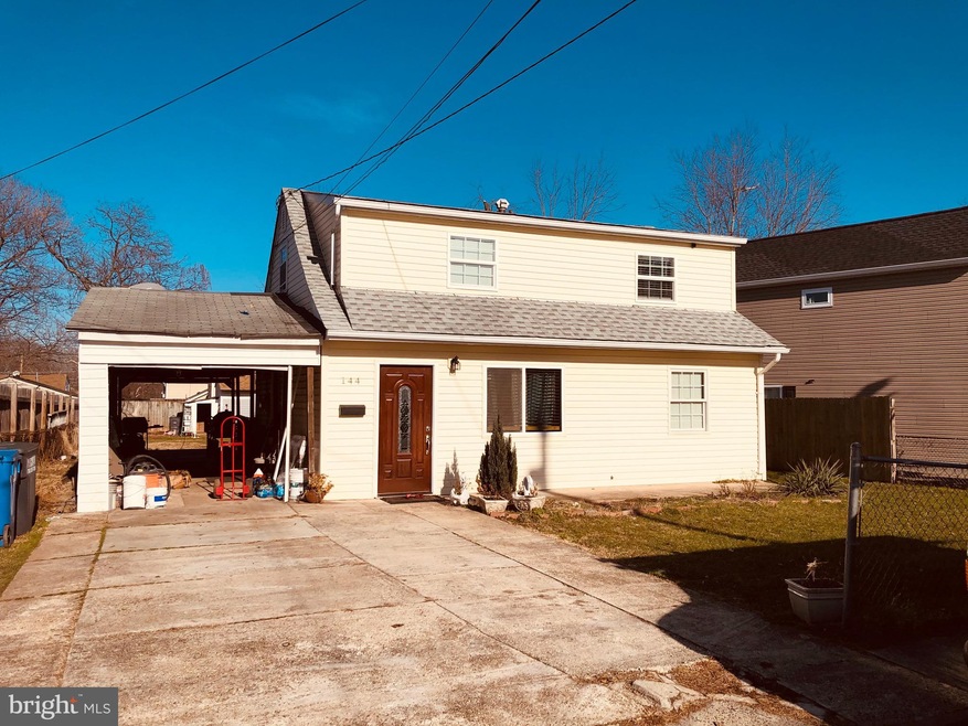144 Martin Dr, Manassas Park, VA 20111 - photo 1