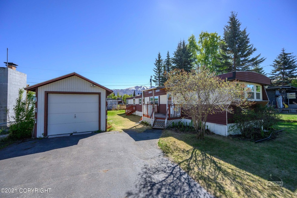823 Valley Street-1