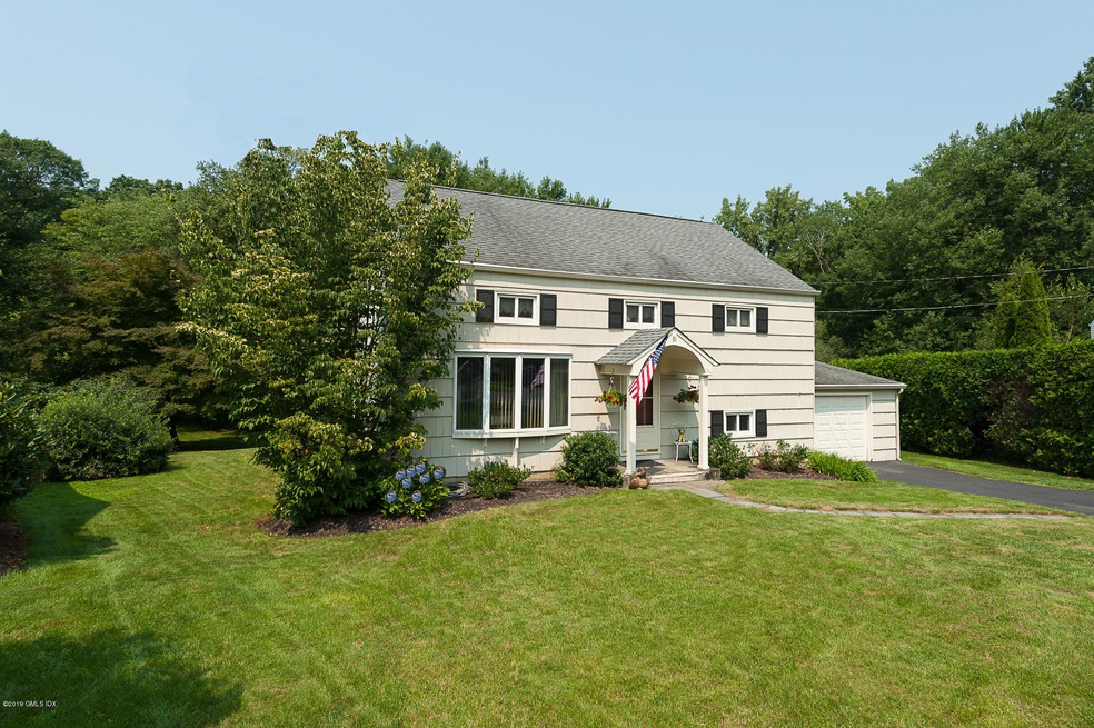 81 Mary Ln, Riverside, CT 06878 - photo 1