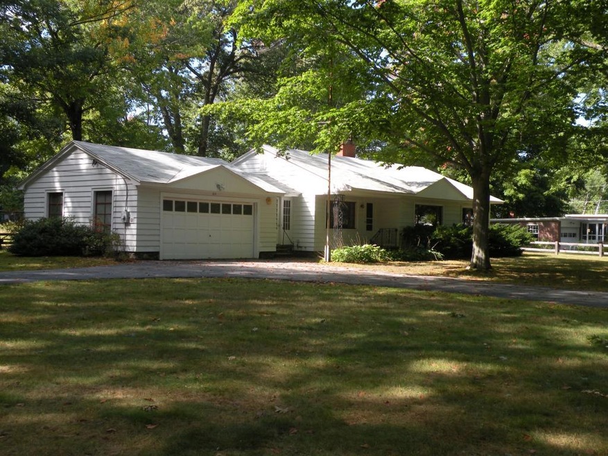 213 Huse Rd, Manchester, NH 03103 - photo 1