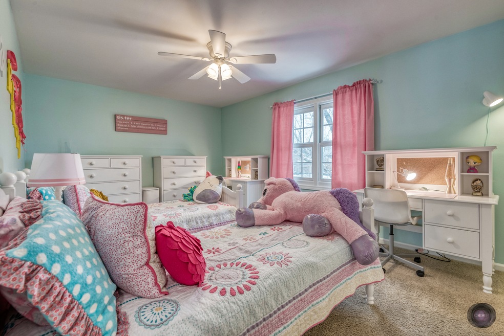 721 Burgess Hill Rd unit 2, Naperville, IL 60565 - photo 1