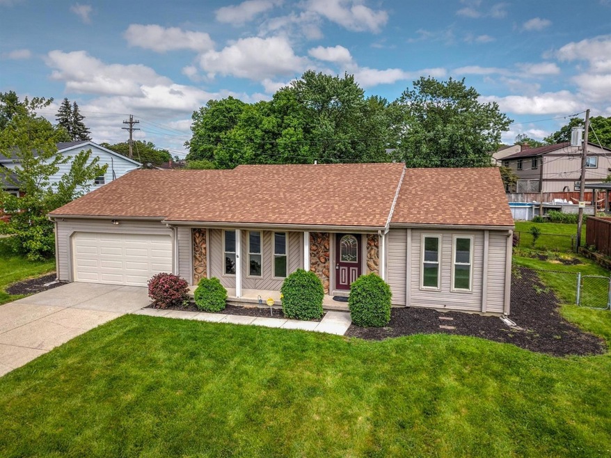 874 Trails End Dr, Monroe, OH 45050 - photo 1