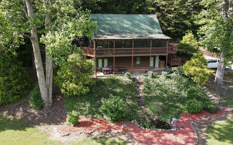 633 Lowery Rd, Mineral Bluff, GA 30559 - photo 1