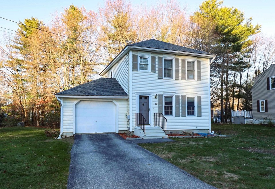 5 Burgundy Dr unit U49, Nashua, NH 03062 - photo 1