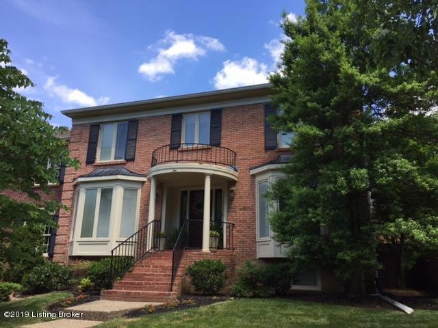 10 Riding Ridge Rd - front shot