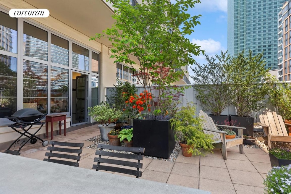 Sold $1,700,000 • Co-Listing Agent