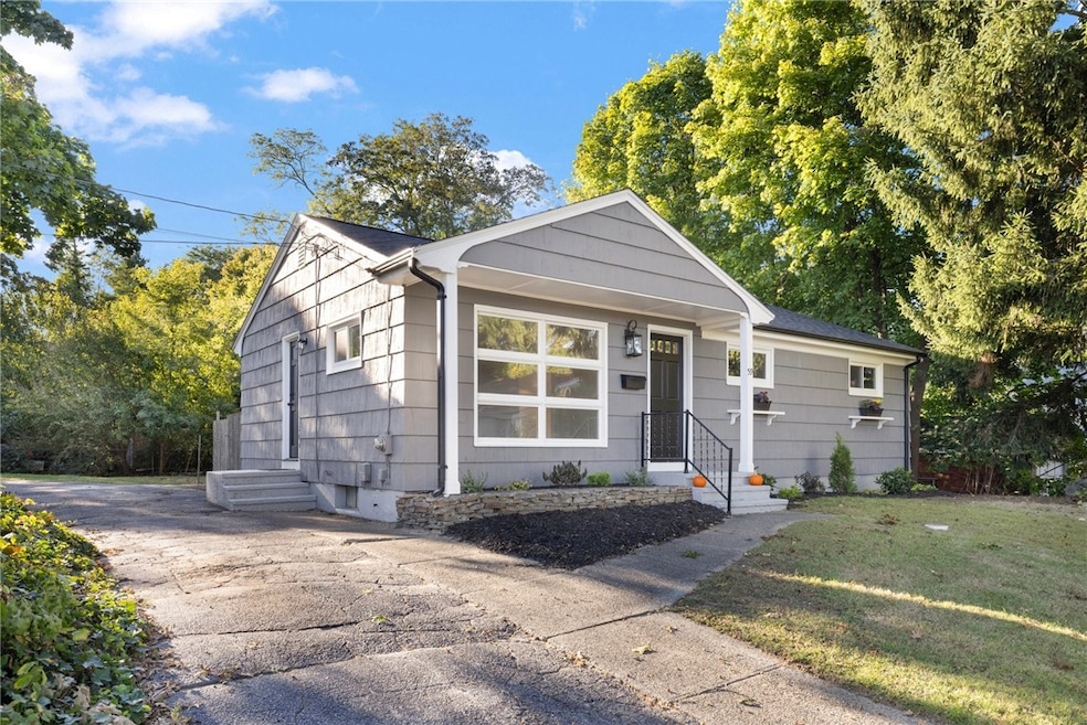 59 Hartford Ave, Riverside, RI 02915 - photo 1