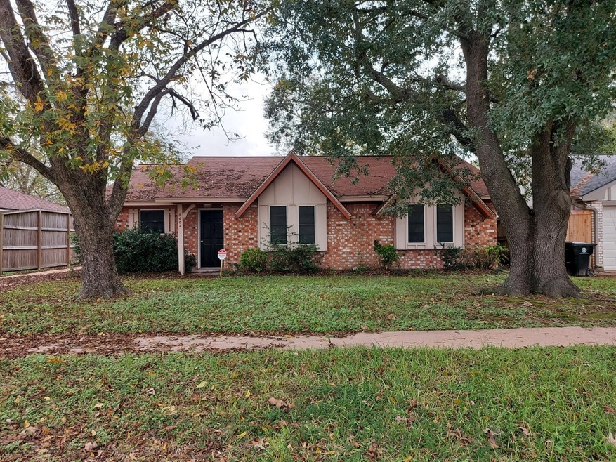 8602 Twisting Vine Ln, Houston, TX 77040 - photo 1