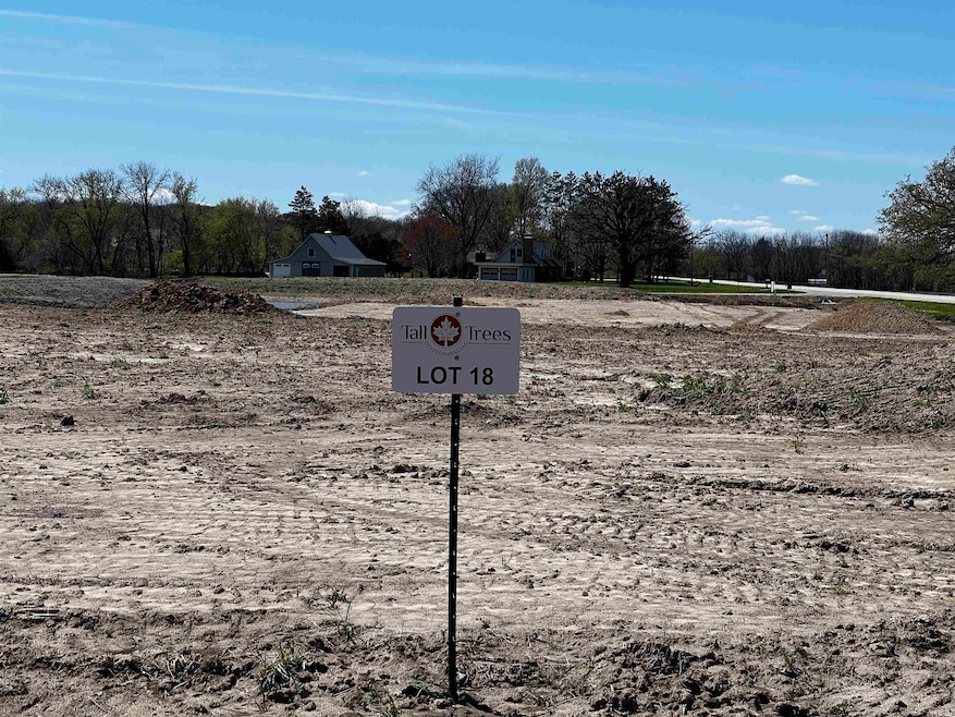 L18 S Forest View Dr, Beloit, WI 53511 - photo 1