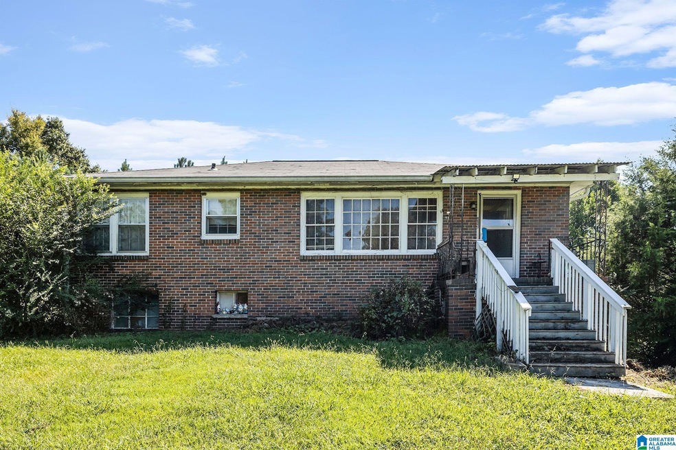 313 25th Ave NE, Center Point, AL 35215 - photo 1