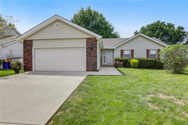 Charming, true ranch in heart of Olathe