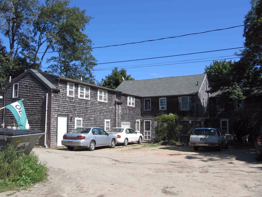 9 Cromwell Ln, Tisbury, MA 02568 - photo 1