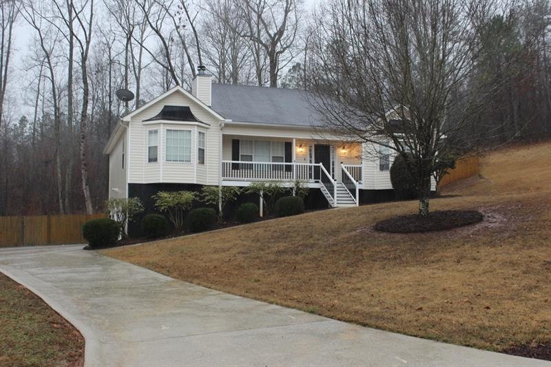 681 Hickory Lake Dr, Acworth, GA 30101 - photo 1