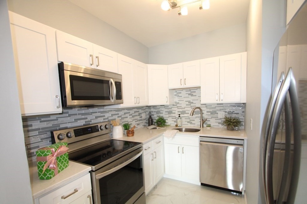 456 Centre St unit 11, Jamaica Plain, MA 02130 - photo 1