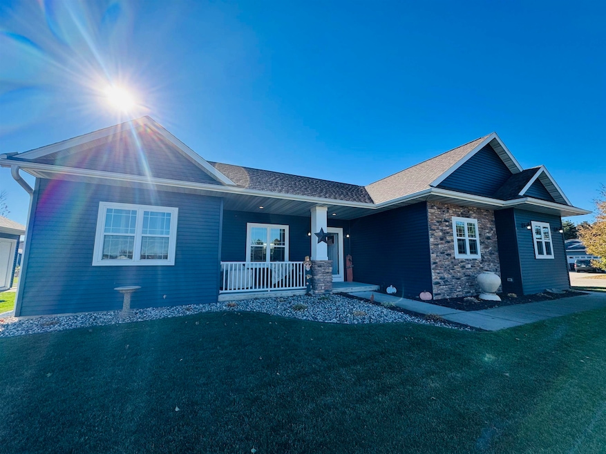 Under Contract $389,900