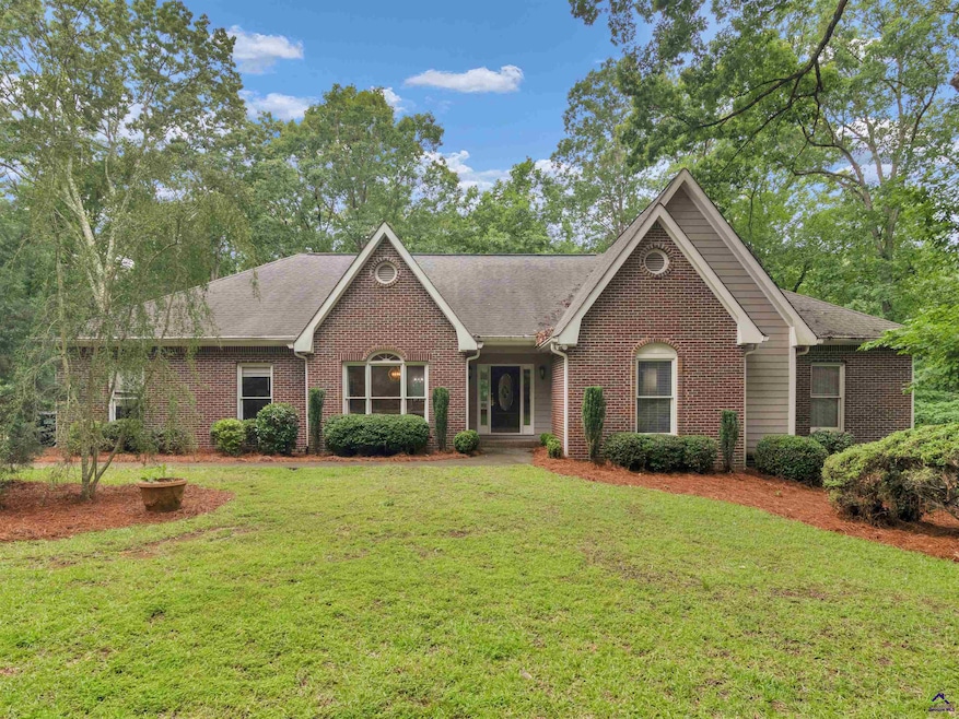 507 N Green Cir, McDonough, GA 30252 - photo 1