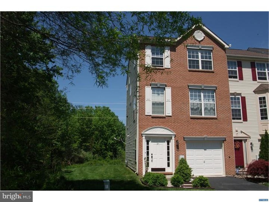 21 Shane Cir, Bear, DE 19701 - photo 1