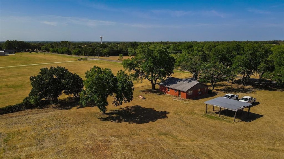 2833 Fm 425, Cleburne, TX 76031 - photo 1