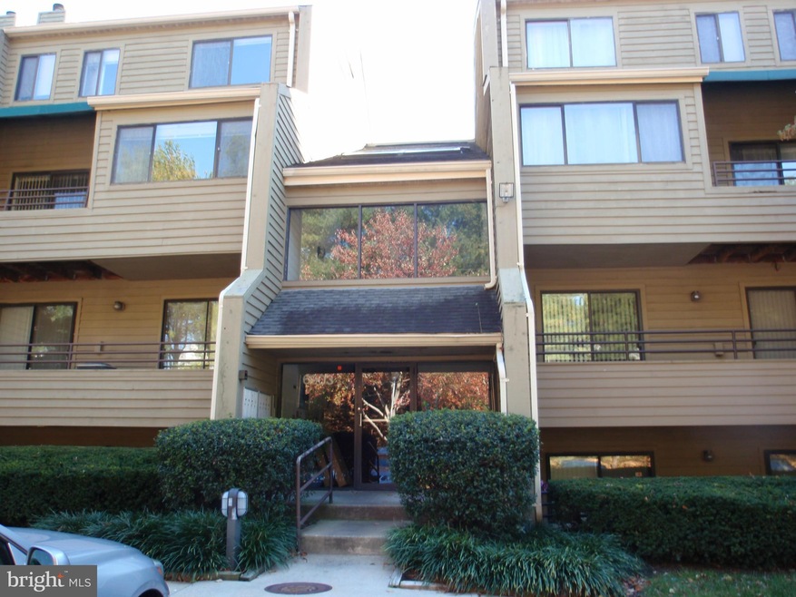 6903 Jones View Dr unit 3C, Baltimore, MD 21209 - photo 1