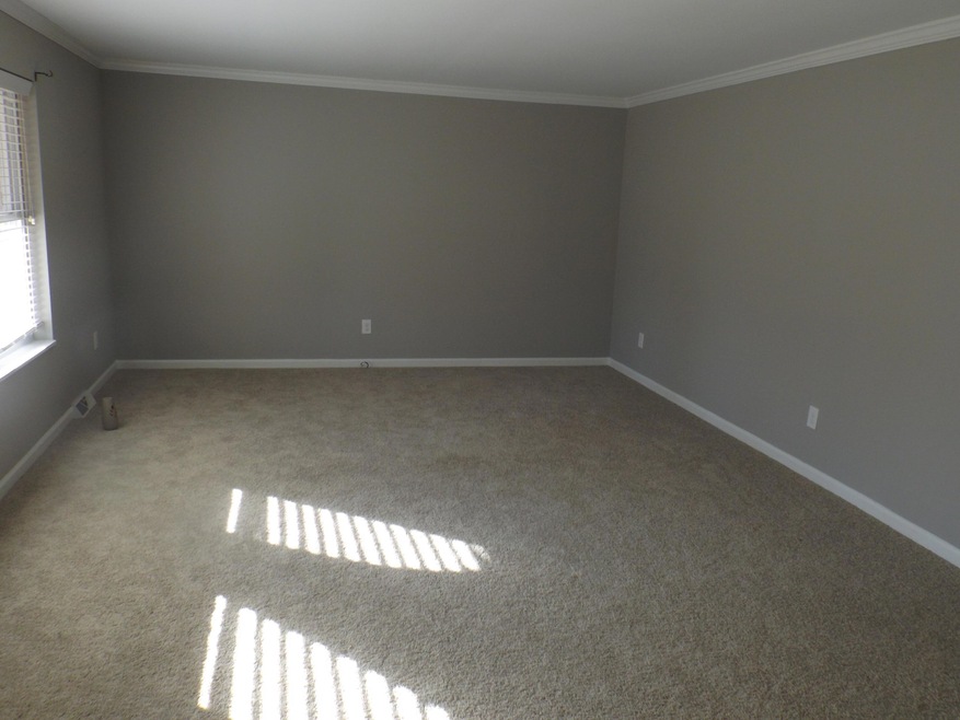 102 Hughes Ave, Berea, KY 40403 - photo 1