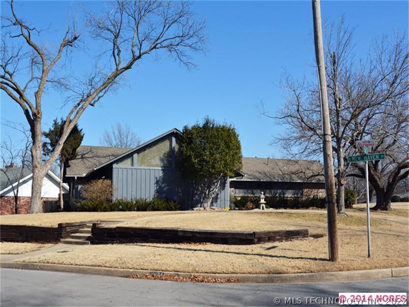 5945 S New Haven Ave, Tulsa, OK 74135 - photo 1